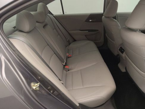 Used 2017 Honda Accord EX-L image 19