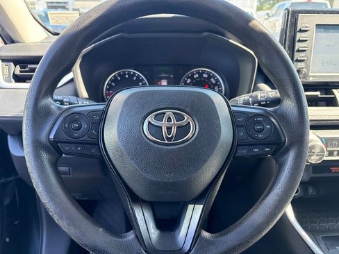 Used 2021 Toyota RAV4 XLE AWD/4WD image 13