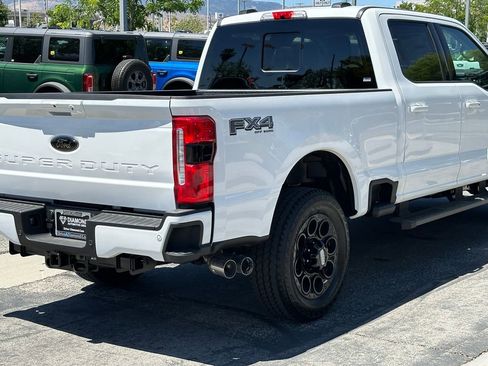 New 2026 Ford F250 Lariat w/ Black Appearance Package AWD/4WD image 8