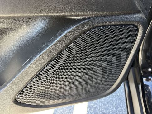 Used 2021 GMC Terrain SLE image 18