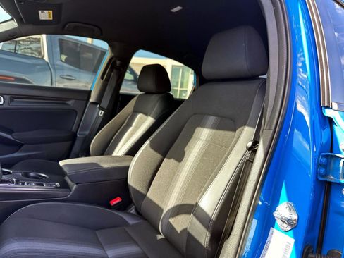 Used 2022 Honda Civic Sport image 16