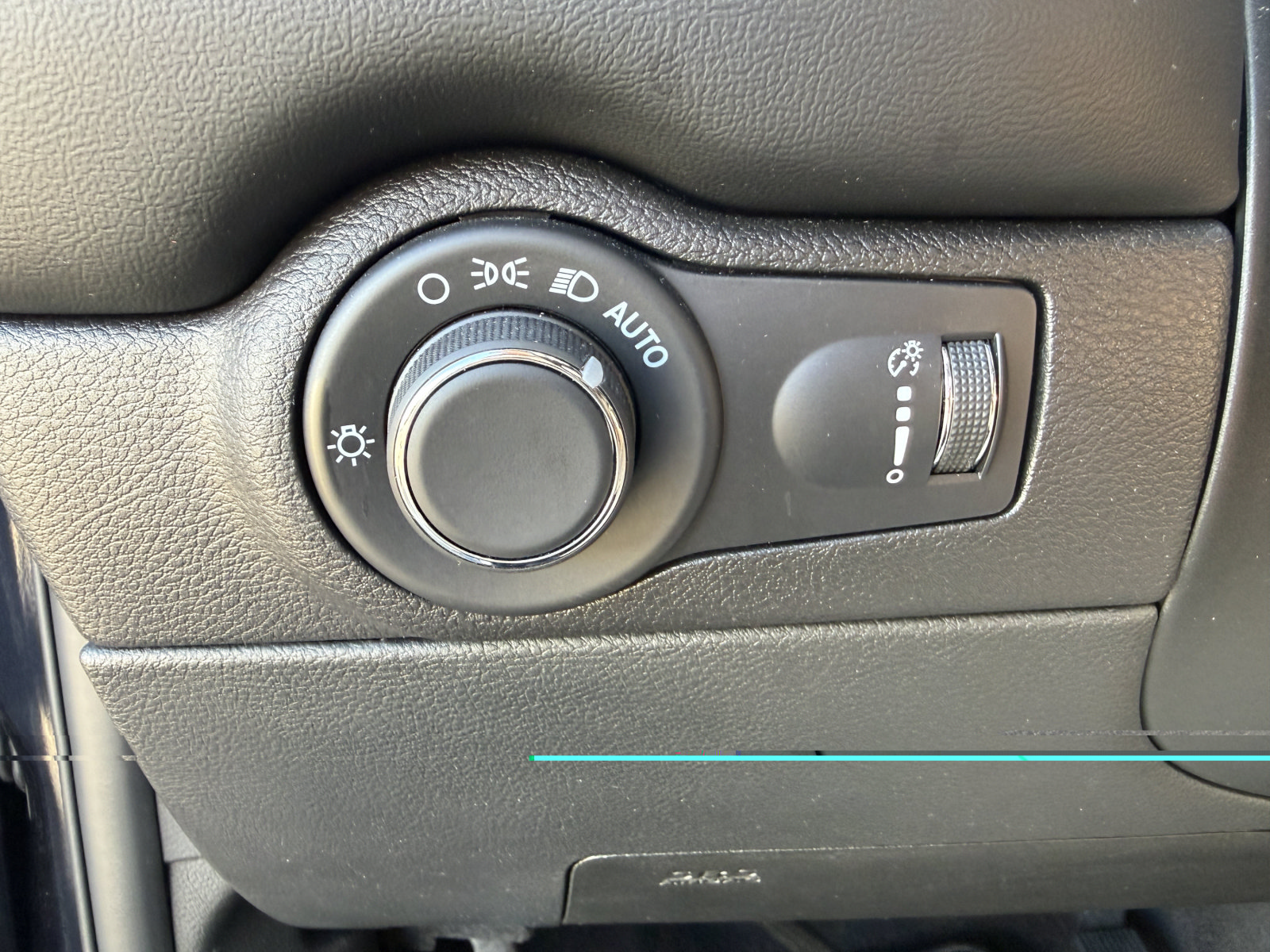 Used 2025 Dodge Durango R/T AWD/4WD image 22