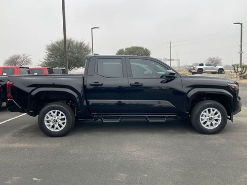 New 2026 Toyota Tacoma SR5 AWD/4WD image 4