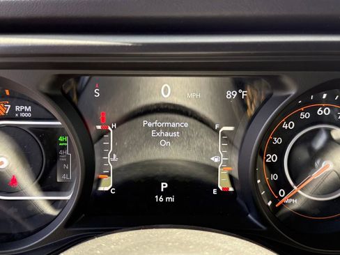 New 2025 Jeep Wrangler Unlimited Rubicon 392 image 21