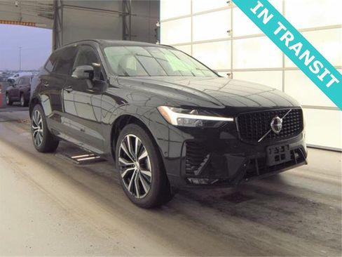 Used 2025 Volvo XC60 B5 Plus image 1