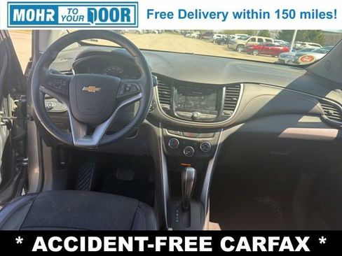 Used 2019 Chevrolet Trax LT w/ LT Convenience Package image 33