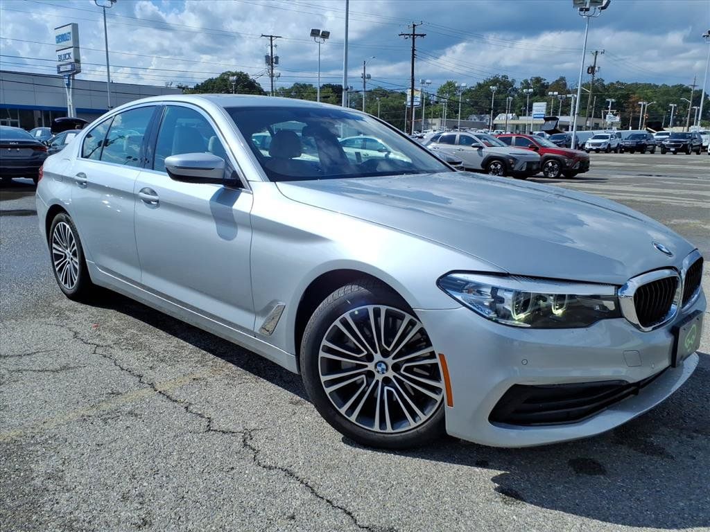 Used 2019 BMW 530i w/ Convenience Package RWD image 2
