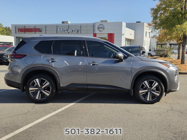 Certified 2025 Nissan Rogue SL FWD image 6