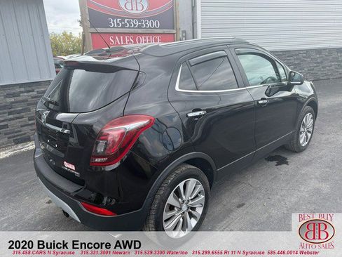 Used 2020 Buick Encore Preferred image 3