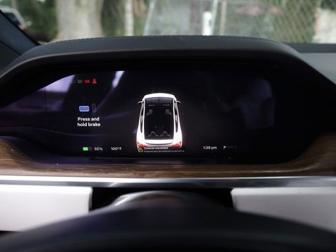 Used 2022 Tesla Model X AWD/4WD image 38