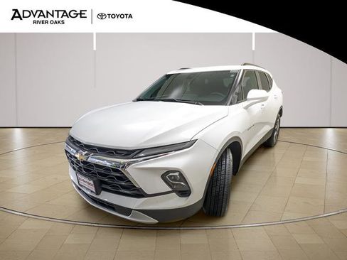 Used 2023 Chevrolet Blazer LT w/ Convenience Package AWD/4WD image 4