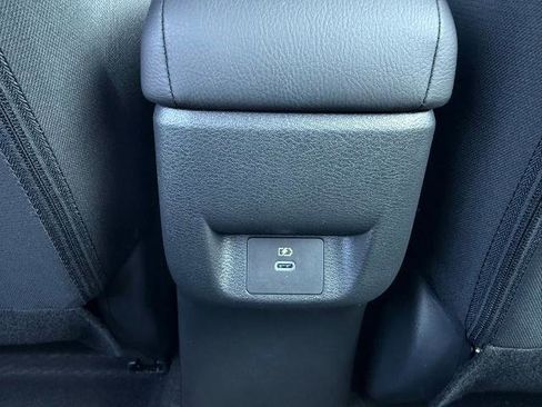 New 2025 Nissan Versa SR w/ Trunk Package image 12