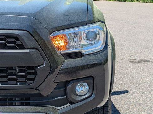 Certified 2023 Toyota Tacoma SR5 AWD/4WD image 15