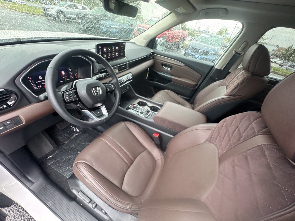 Used 2026 Honda Pilot Elite image 33