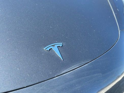 Used 2022 Tesla Model 3 Performance image 11