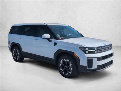 New 2026 Hyundai Santa Fe SE image 7