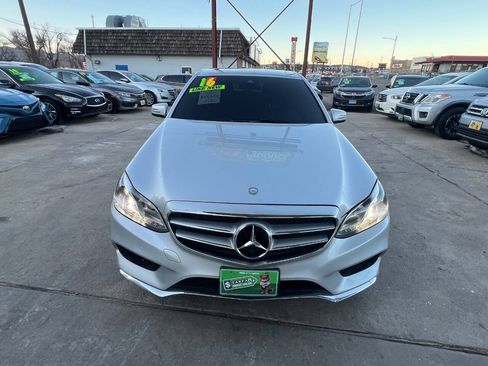 Used 2016 Mercedes-Benz E 350 4MATIC Sedan image 1