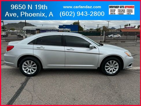 Used 2012 Chrysler 200 Touring image 5