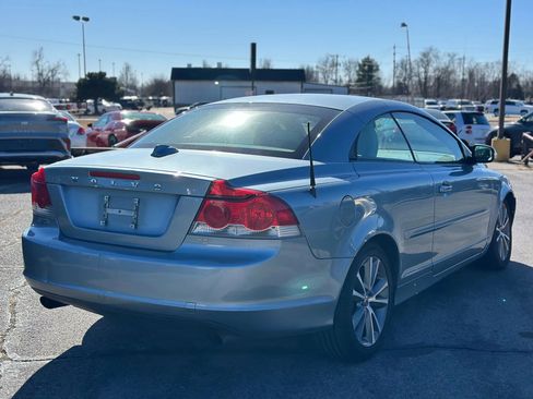 Used 2010 Volvo C70 T5 image 11