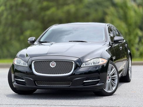 Used 2015 Jaguar XJ L Portfolio AWD/4WD image 2