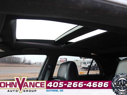 Used 2012 Chrysler 300 S image 25