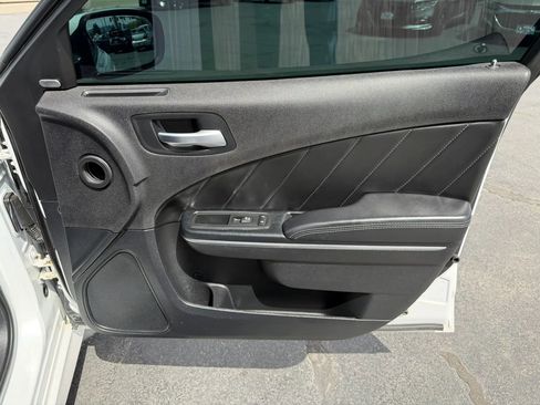 Used 2015 Dodge Charger R/T Scat Pack w/ Technology Group RWD image 14