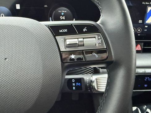 Certified 2025 Hyundai Ioniq 5 SE image 26