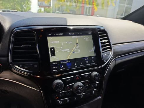 Used 2020 Jeep Grand Cherokee Limited X AWD/4WD image 18