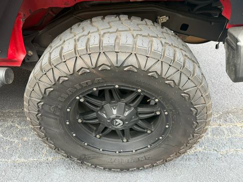 Used 2016 Jeep Wrangler Unlimited Sport w/ Max Tow Package AWD/4WD image 30