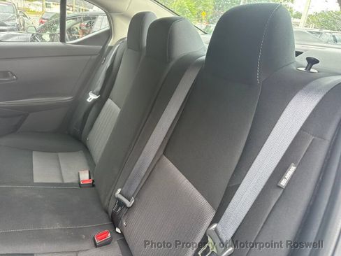 Used 2025 Nissan Sentra SV FWD image 17