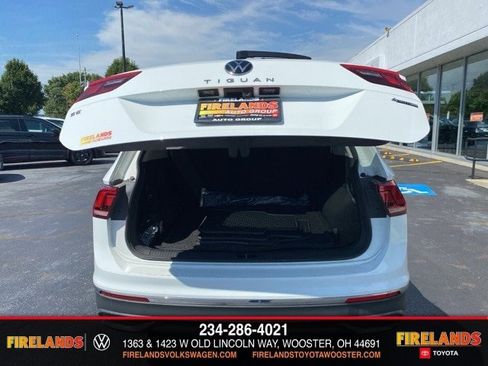 New 2024 Volkswagen Tiguan SE image 72