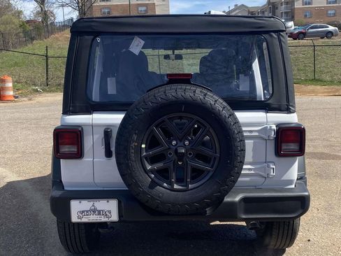 New 2026 Jeep Wrangler Unlimited Sport AWD/4WD image 6