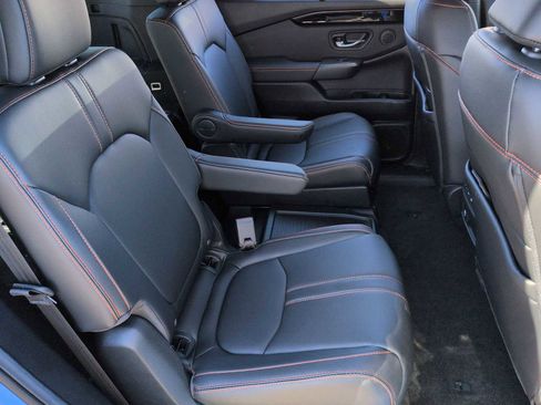 Used 2024 Honda Pilot TrailSport image 22