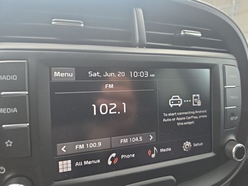 Certified 2025 Kia Soul LX w/ LX Technology Package FWD image 12