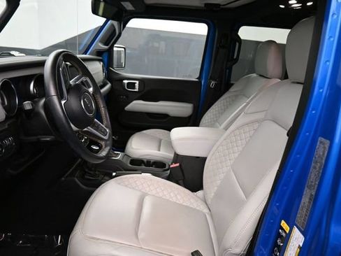 Used 2021 Jeep Wrangler Unlimited Sahara AWD/4WD image 20