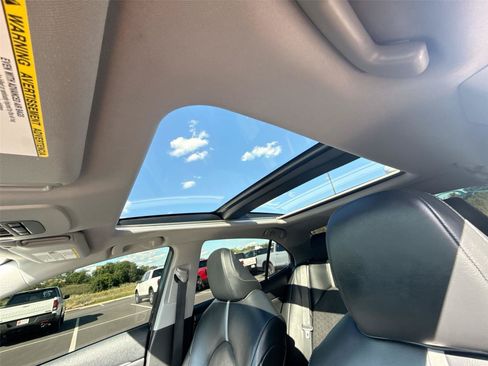 Used 2022 Toyota Camry XSE FWD image 16