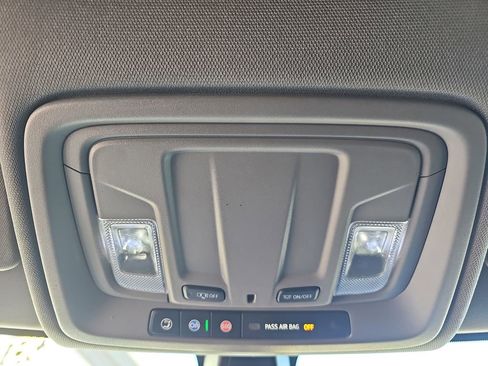 Used 2021 Chevrolet Silverado 1500 RST image 30