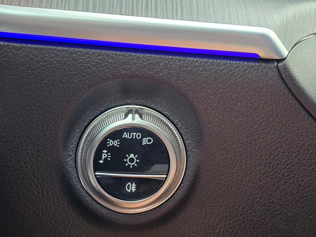 Used 2026 Mercedes-Benz C 300 4MATIC Sedan image 39