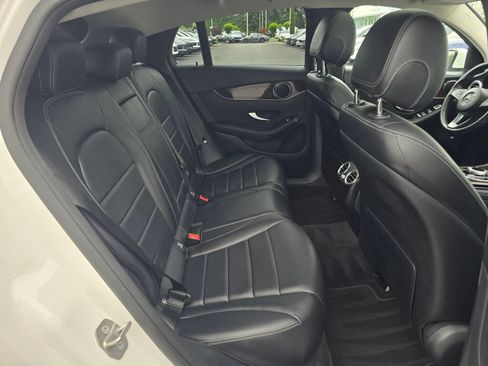 Used 2017 Mercedes-Benz GLC 300 4MATIC Coupe image 25