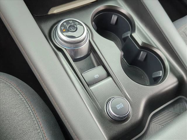 Used 2025 Ford Explorer Active RWD image 12