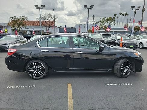 Used 2017 Honda Accord Sport Special Edition image 8