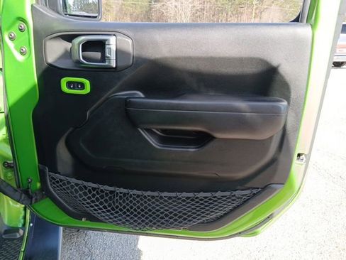 Used 2018 Jeep Wrangler Unlimited Sport S image 35