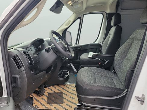 New 2024 RAM ProMaster 3500 w/ Power Group FWD image 9