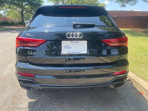 Used 2020 Audi Q3 2.0T Premium Plus w/ Premium Plus Package AWD/4WD image 4