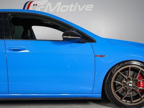 Used 2021 Volkswagen GTI SE FWD image 31