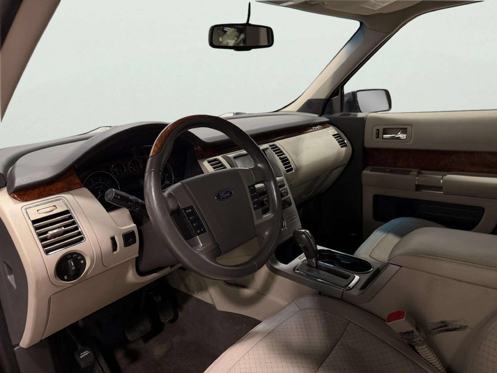 Used 2011 Ford Flex Limited FWD image 14