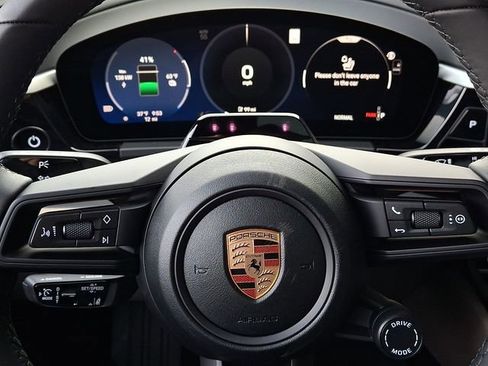 New 2026 Porsche Macan 4 Electric AWD/4WD image 20