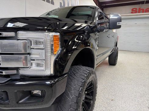 Used 2017 Ford F250 Platinum w/ Platinum Ultimate Package image 10