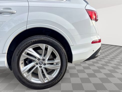 Used 2020 Audi Q7 3.0T Premium Plus AWD/4WD image 29