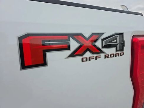 Used 2019 Ford F250 XL w/ STX Appearance Package image 8